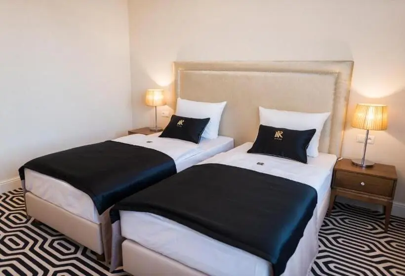 اتاق سوپریور, Royal & Spa