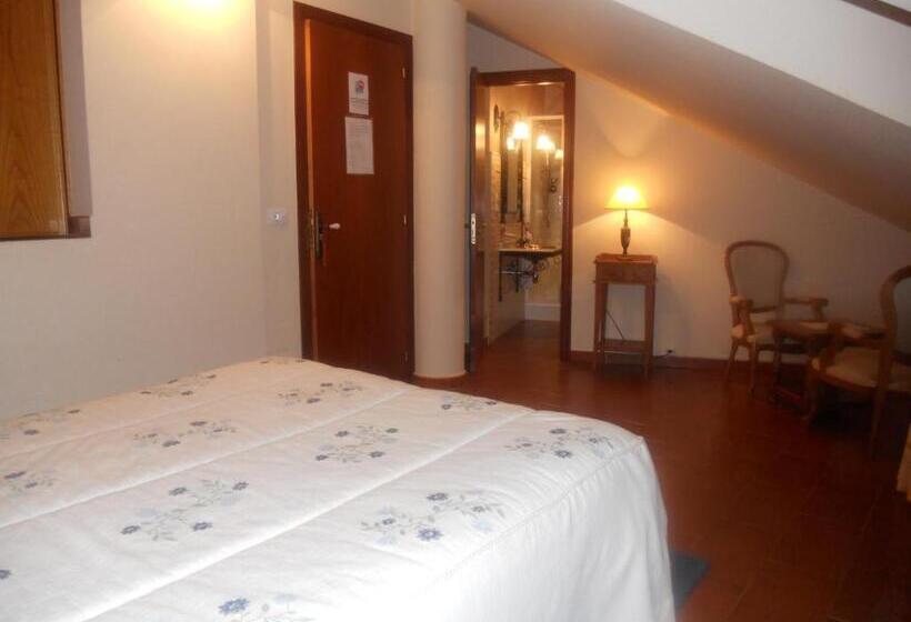 غرفة قياسية, Taramundi