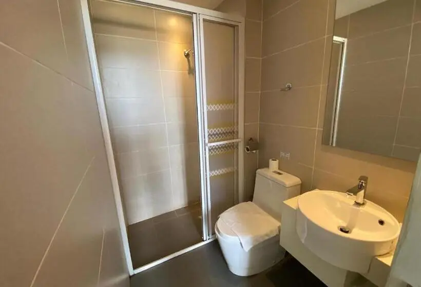 クイーンサイズベッドのスタンダードルーム, Win Win Boutique Hotel Port Dickson