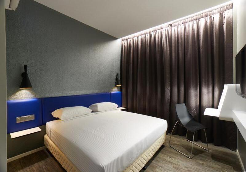 クイーンサイズベッドのスタンダードルーム, Win Win Boutique Hotel Port Dickson