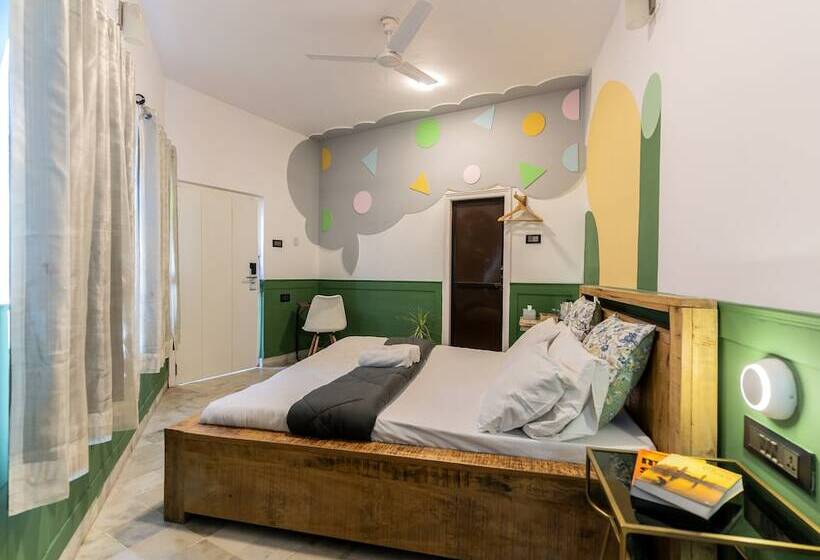 Deluxe Kamer, Moustache Udaipur