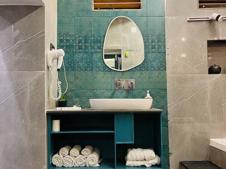 Superior Kamer, Moustache Udaipur