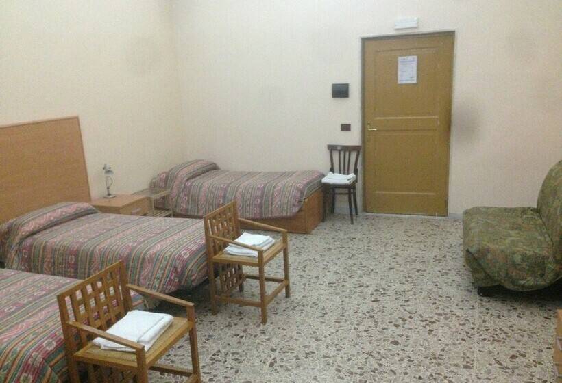 Четырехместный Номер Стандарт, B&b Cavour