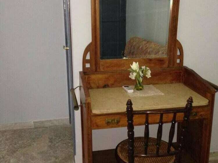 חדר סטנדרט לארבעה, B&b Cavour