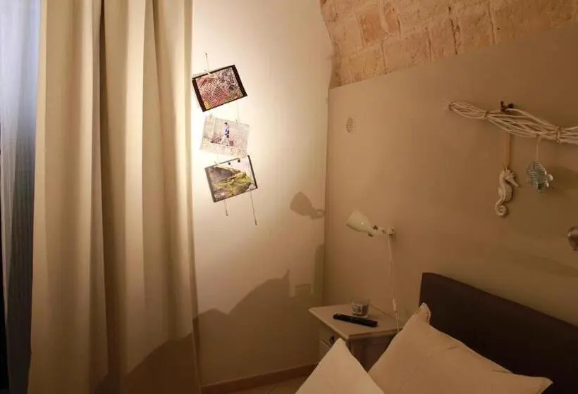 Huoneisto 1 Makuuhuone, Palazzo Kapece