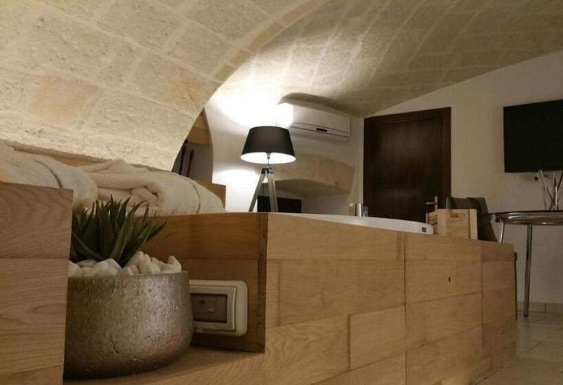 סוויטה עם ג'קוזי, Palazzo Kapece