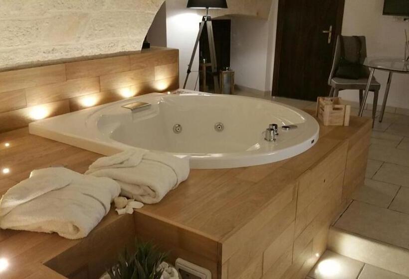 סוויטה עם ג'קוזי, Palazzo Kapece