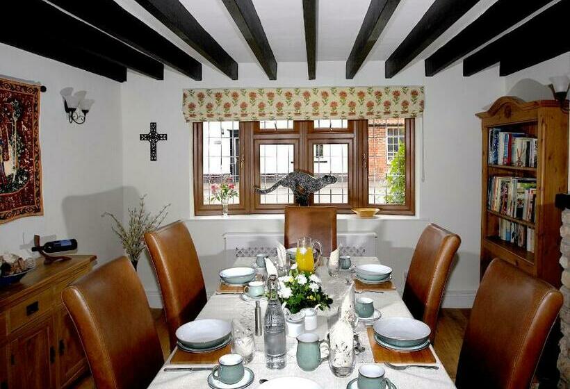 キングサイズベッドのデラックスルーム, Rose Cottage