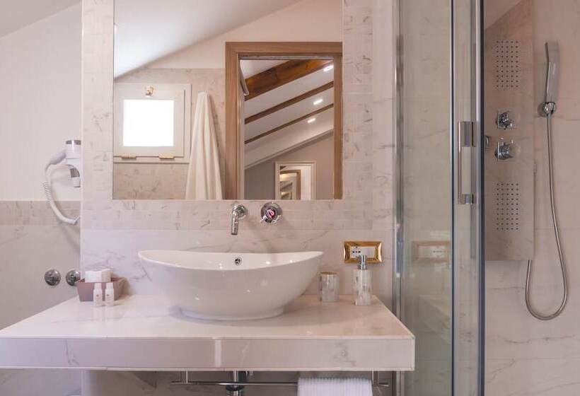 Quarto Deluxe com Balcão, Fata34 Luxury B&b