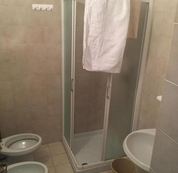 Четырехместный Номер Стандарт, Alpenrose