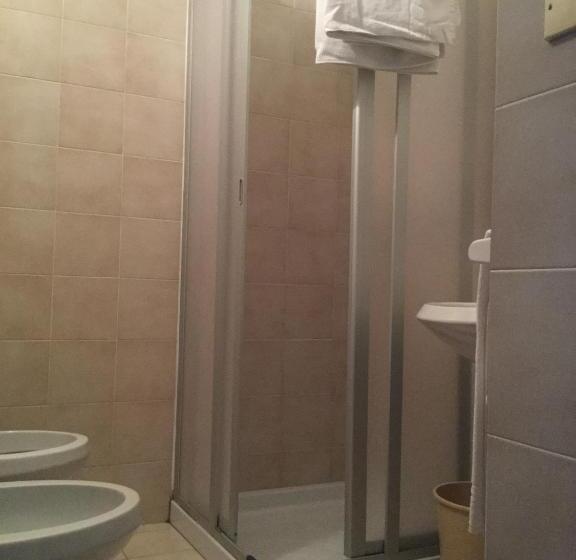 Четырехместный Номер Стандарт, Alpenrose