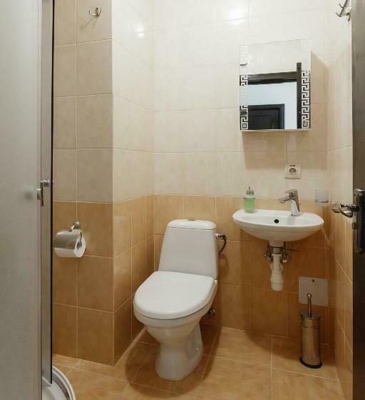 Cameră Superioară, Breeze