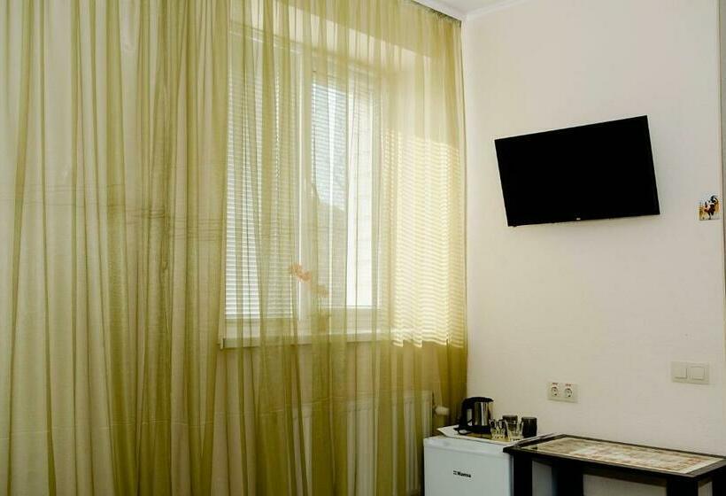 Cameră Superioară, Breeze