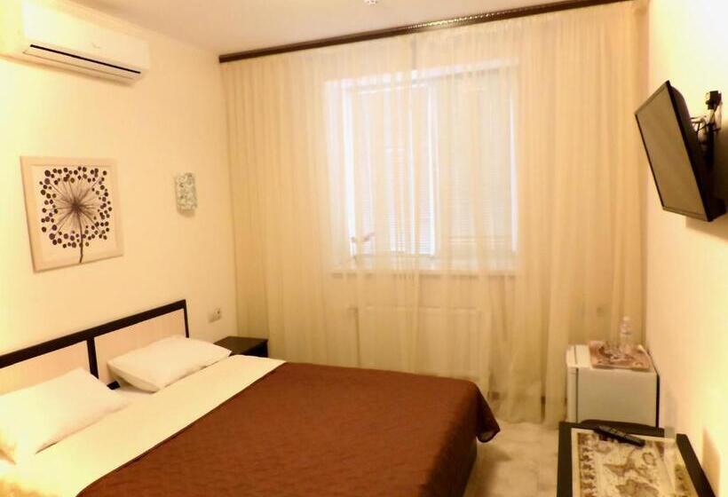 Cameră Standard, Breeze