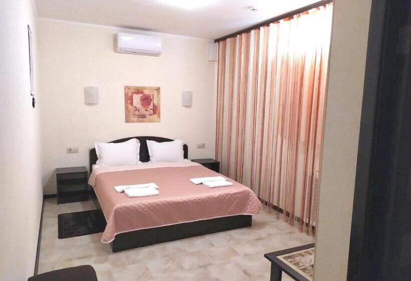 Cameră Standard, Breeze