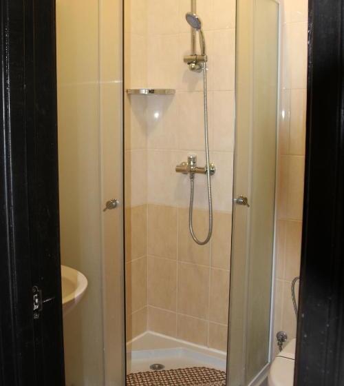 Cameră Standard, Breeze