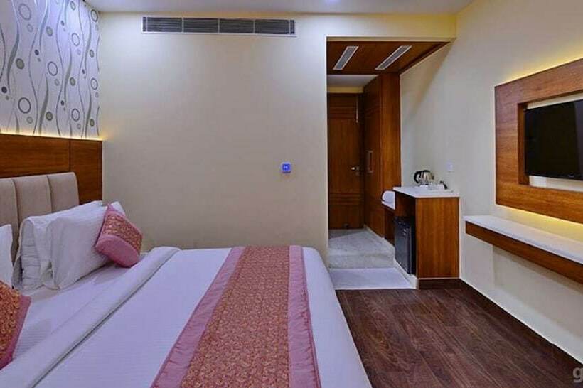 デラックスルーム, Grand Hridey