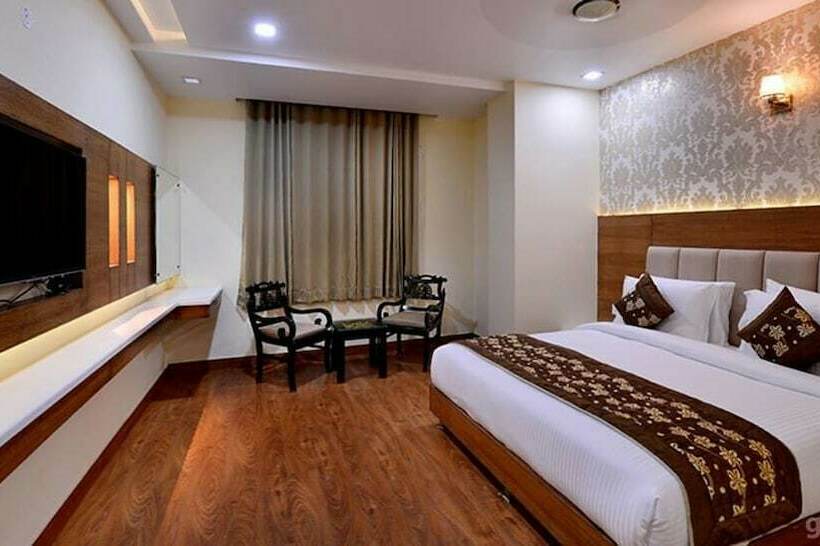 デラックスルーム, Grand Hridey