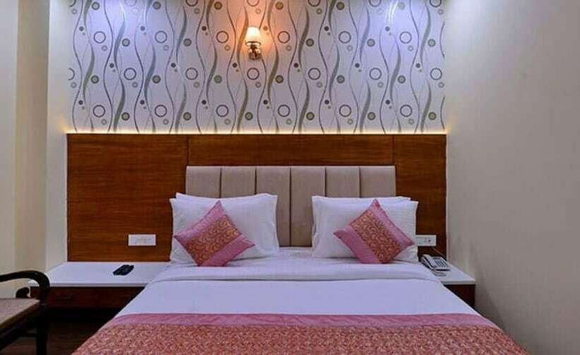 デラックスルーム, Grand Hridey