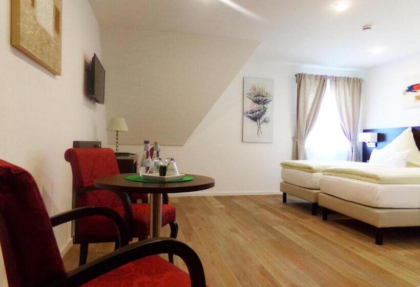 スタンダードルーム, Im Ried