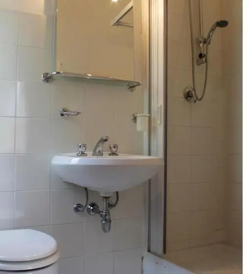 Standard-huone, Marialetizia