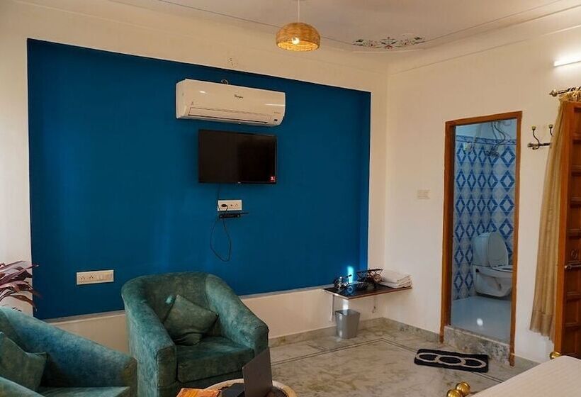 Superior Kamer, Moustache Udaipur