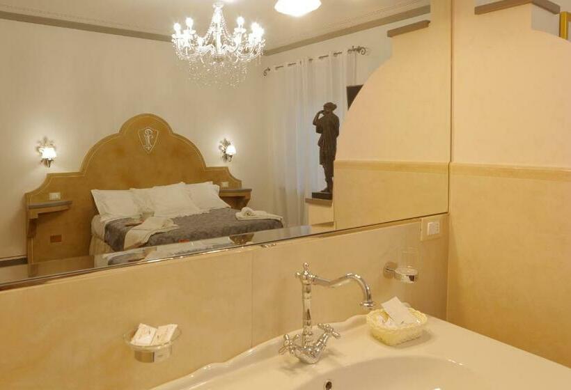 غرفة ديلوكس ثلاثية, Palazzo Mari Suite & Rooms B&b