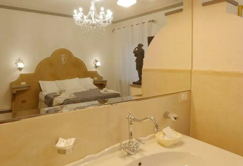 デラックストリプルルーム, Palazzo Mari Suite & Rooms B&b