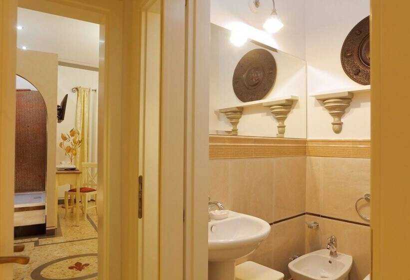 غرفة ديلوكس ثلاثية, Palazzo Mari Suite & Rooms B&b