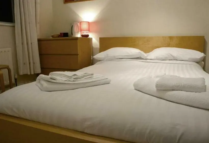 Economy Yhden Hengen Huone, Ava House Bed And Breakfast