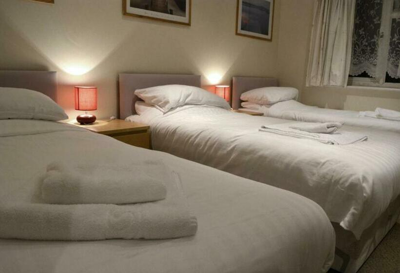 חדר אקונומי לשלושה, Ava House Bed And Breakfast