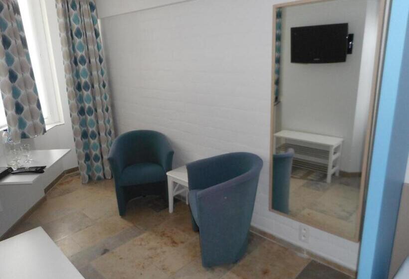 Номер Стандарт, Bed Aan Zee Kabine7