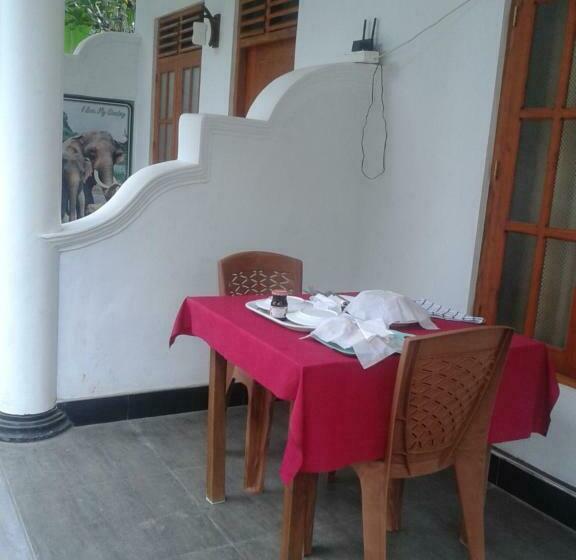 Номер Deluxe Вид на Сад, Little Angels