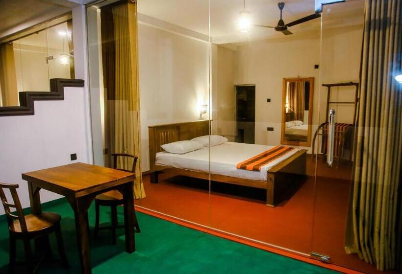 Стандартный Номер Кровать Кинг, Little Angels