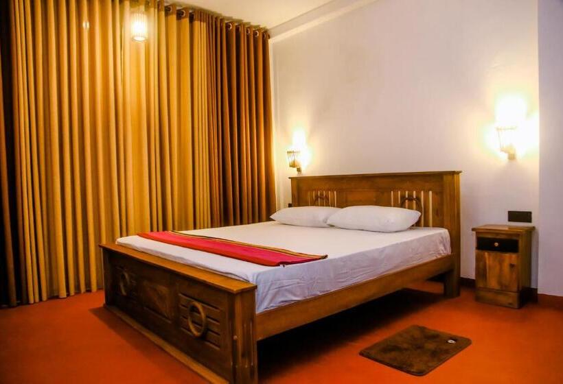 Стандартный Номер Кровать Кинг, Little Angels