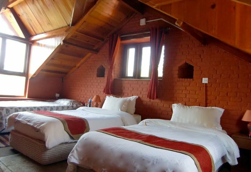 بنگله خانوادگی, Shivapuri Heights Cottage