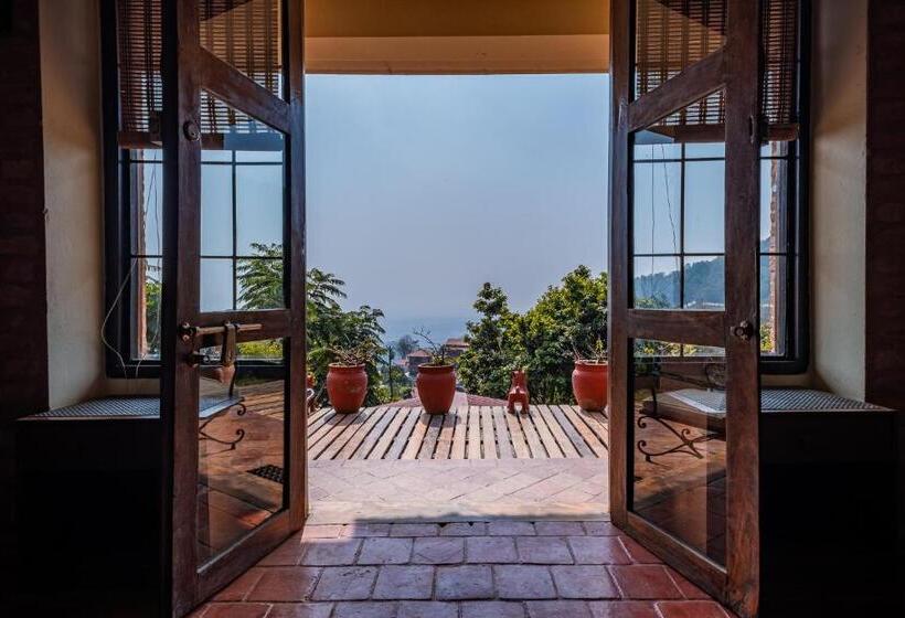 سوئیت 2 خوابه, Shivapuri Heights Cottage