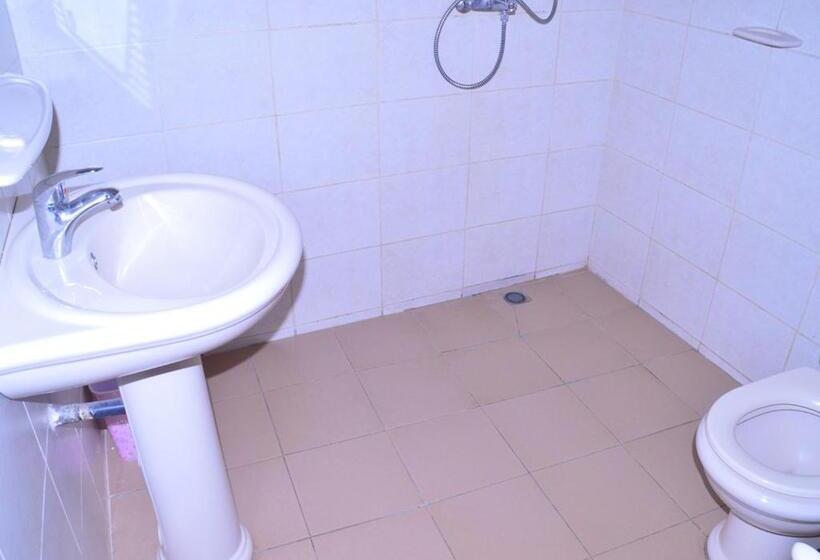 اتاق اکونومی, Hôtels Résidences Easy