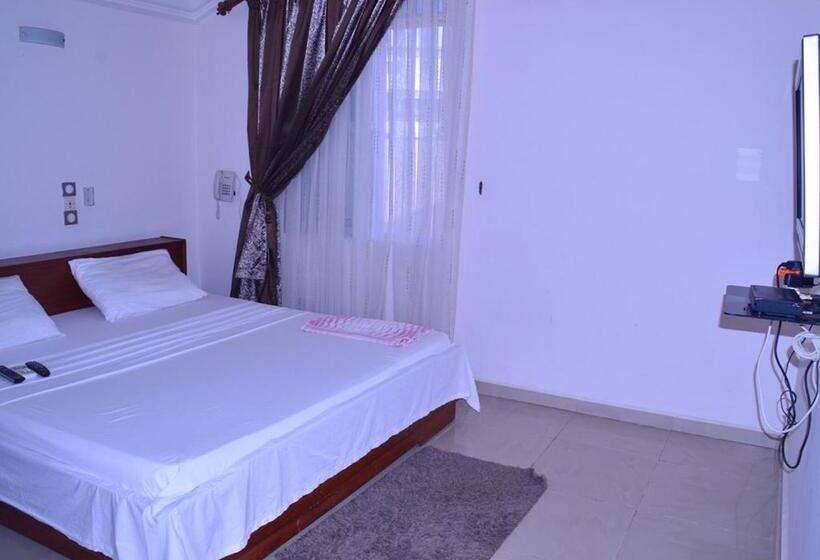 اتاق اکونومی, Hôtels Résidences Easy