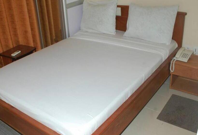 اتاق عادی, Hôtels Résidences Easy