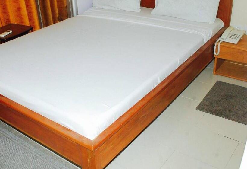 اتاق عادی, Hôtels Résidences Easy