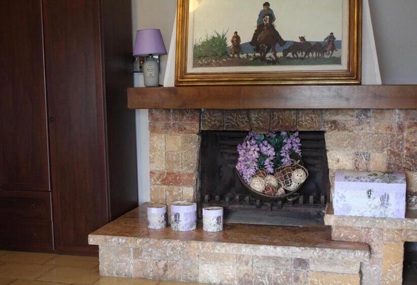 Люкс Кровать Кинг, Aethalia Bed And Breakfast