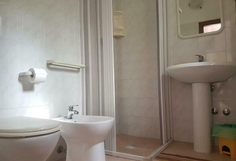 标准间, San Carlo   Terrazzo Sul Mare Con Ristorante E Pizzeria