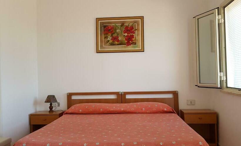 标准间, San Carlo   Terrazzo Sul Mare Con Ristorante E Pizzeria