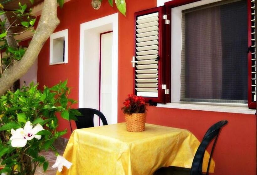 标准间, San Carlo   Terrazzo Sul Mare Con Ristorante E Pizzeria