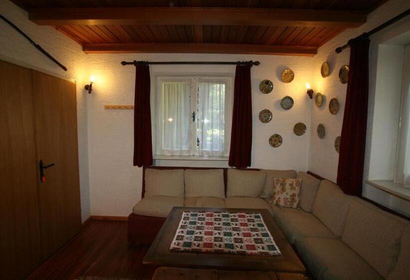 חדר סטנדרט לארבעה, B&b Villa Dolomites Hut