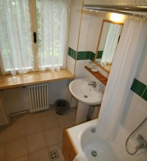 Standard-huone Parveke, B&b Villa Dolomites Hut