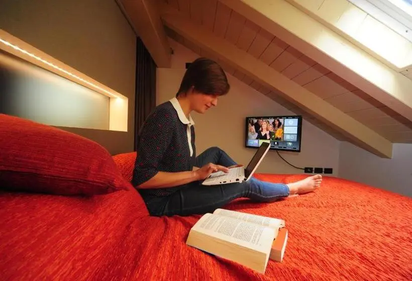 Deluxe Neljän Hengen Huone, Appartamenti E Camere Veronica