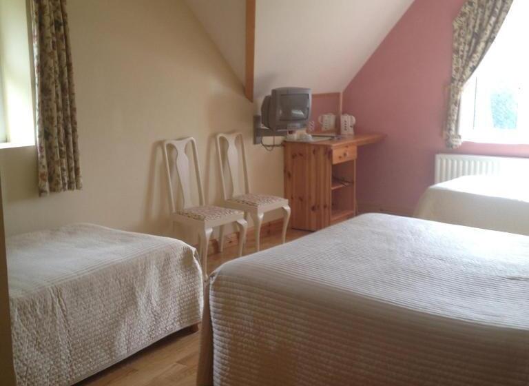 ガーデンビューファミリールーム, Yeats Lodge