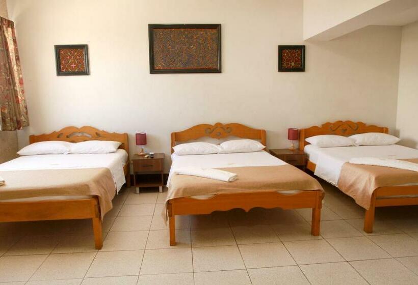 اتاق استاندارد سه نفره, El Cauchero Hotel Iquitos